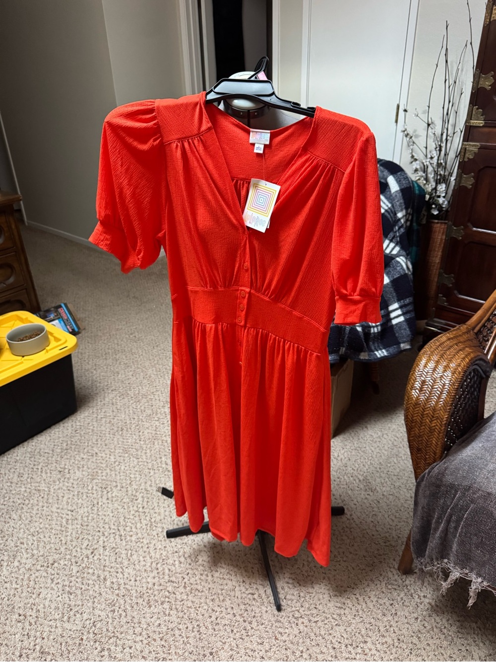 NWT Lulu’s Right Next To You Red Puff Sleeve Button-Up Midi Dress L